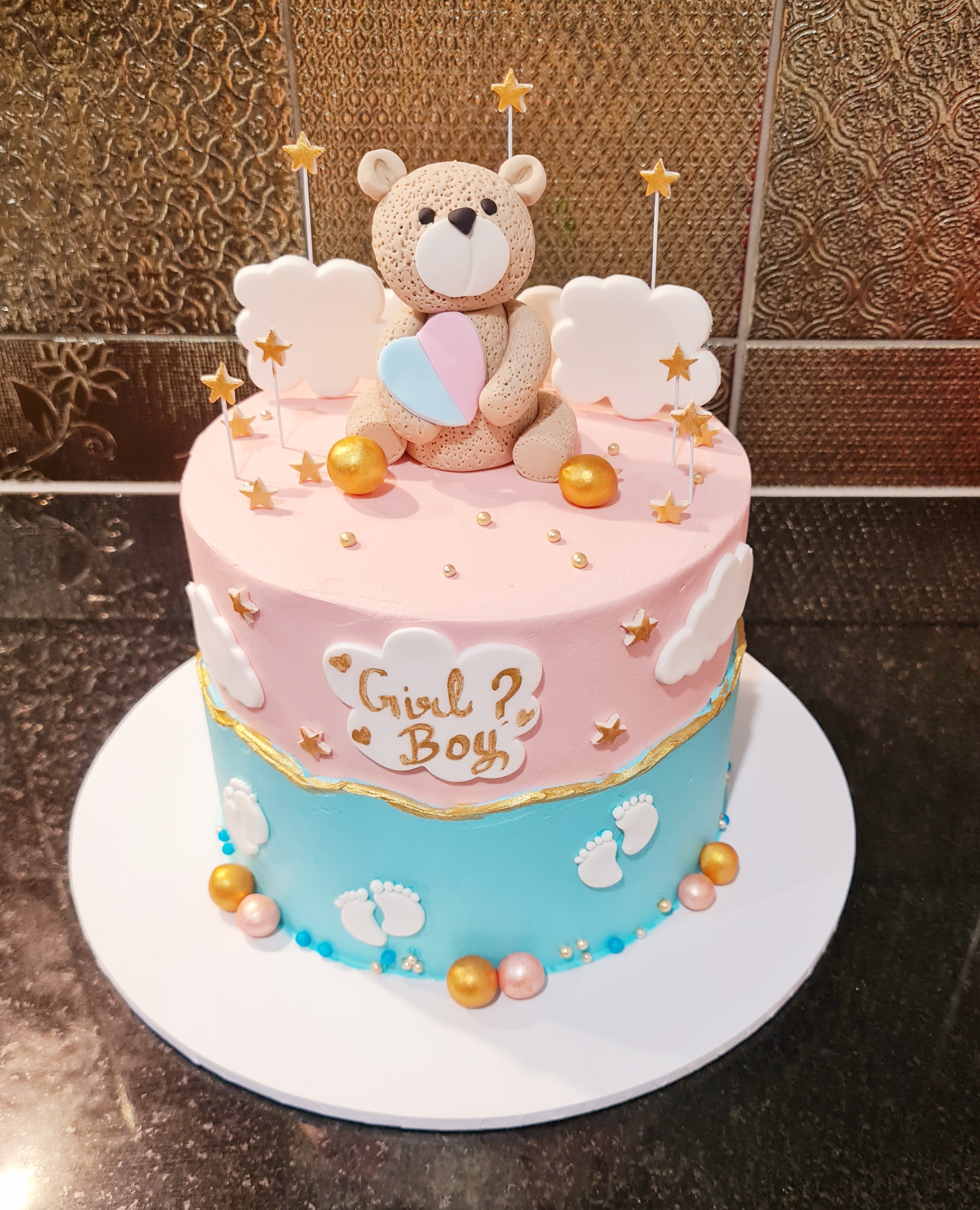 Gender Reveal Baby Shower Cake with Teddy Bear surprise