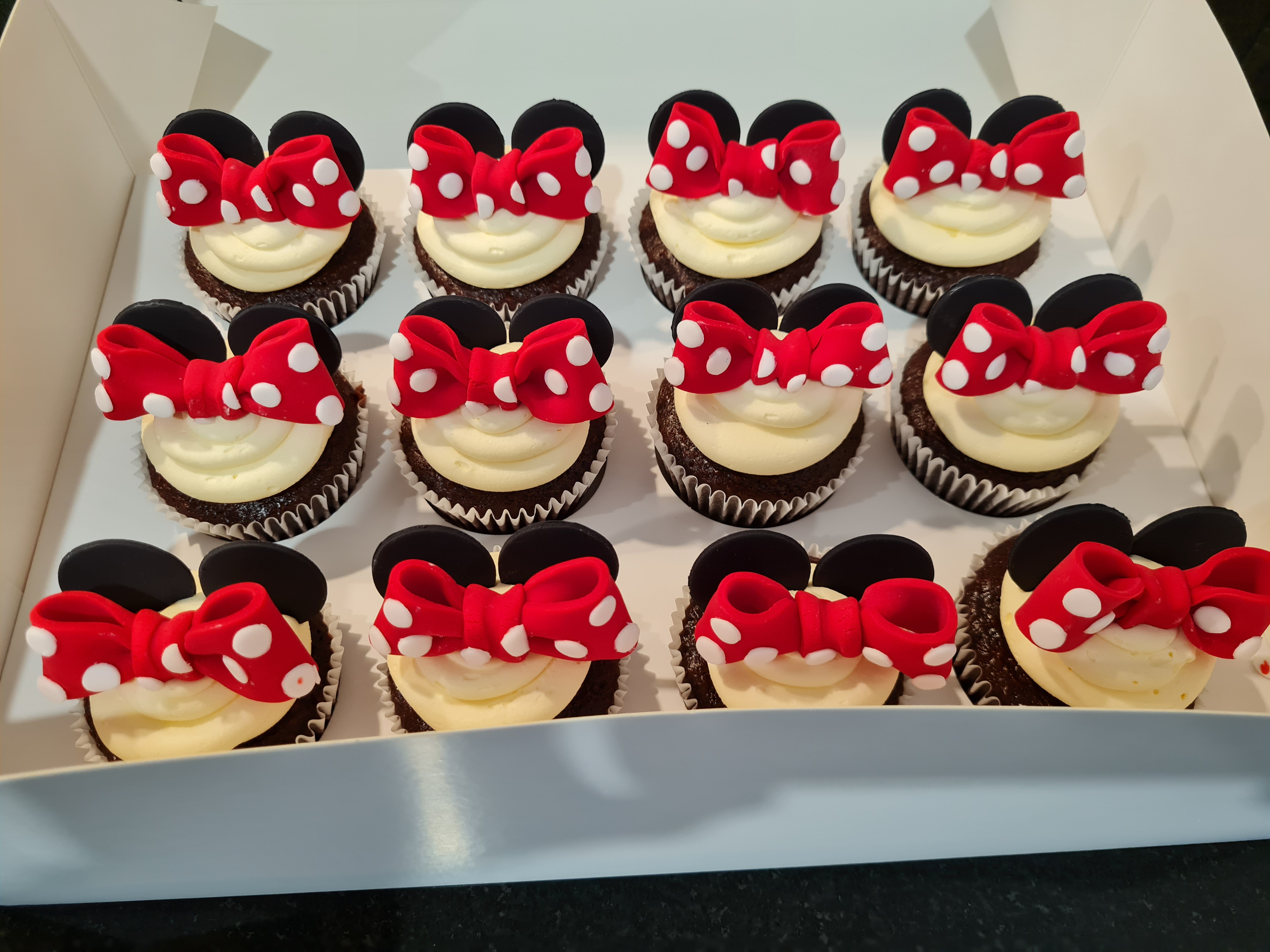 Minnie Mouse Themed Cupcakes for Birthday celebration